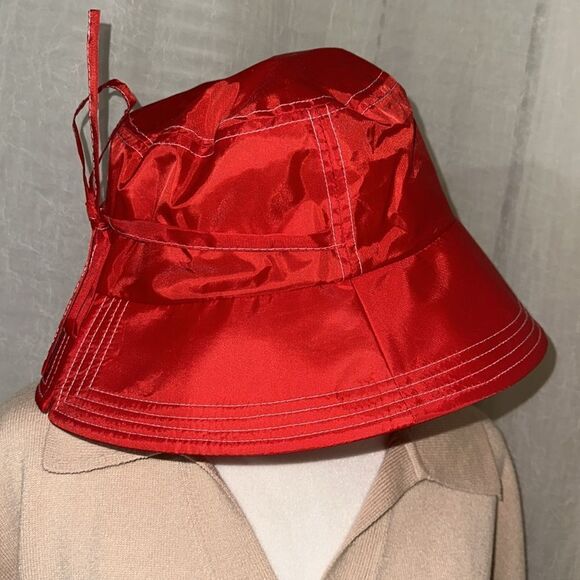 Totes Red Toe Back Nylon Rain or Shine Bucket Hat - Picture 6 of 10